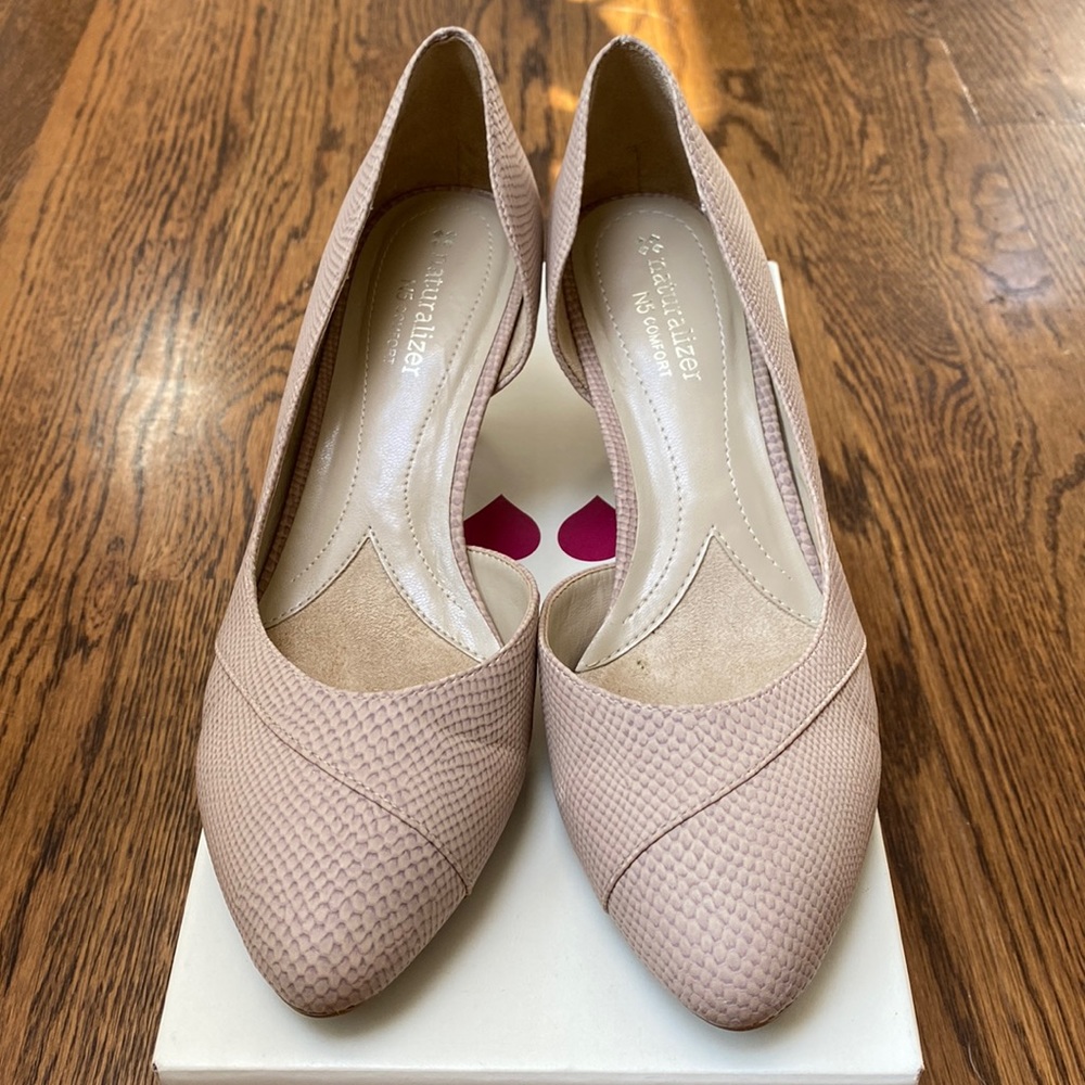 Naturalizer N5 Comfort Deva Beige Heels Size 7